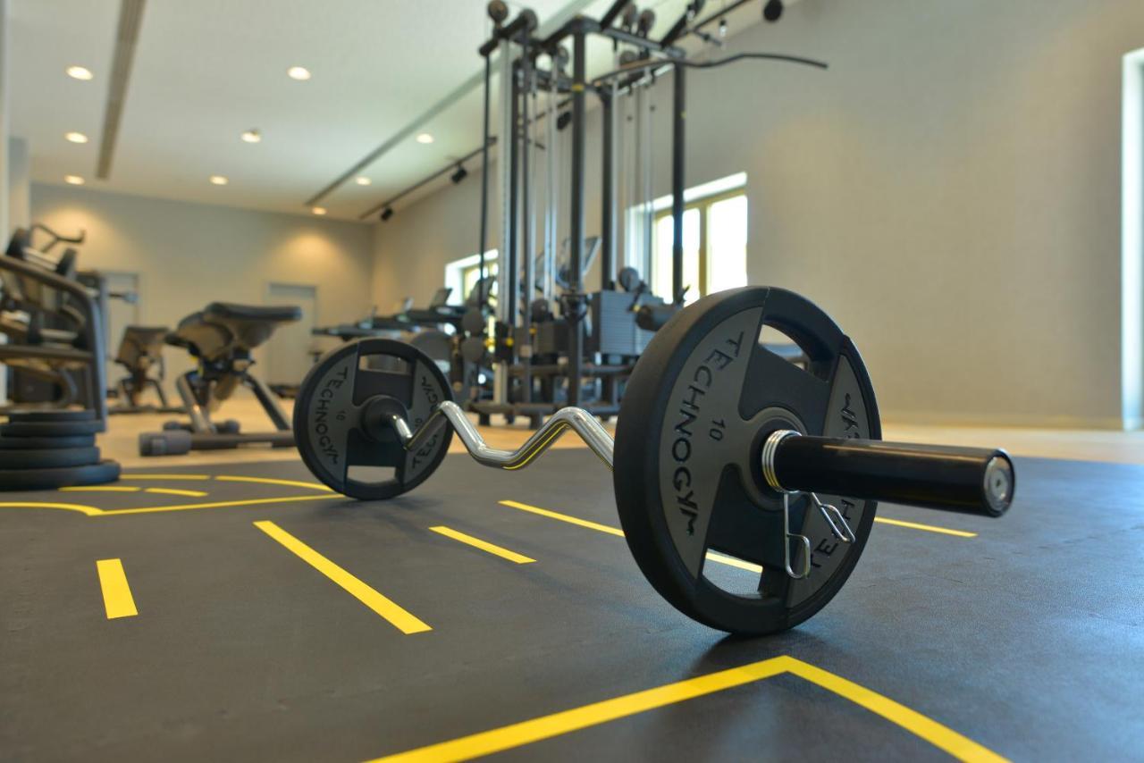 Mk Hotel Tirana Rinas Ngoại thất bức ảnh A barbell