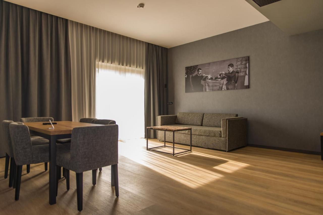 Mk Hotel Tirana Rinas Ngoại thất bức ảnh