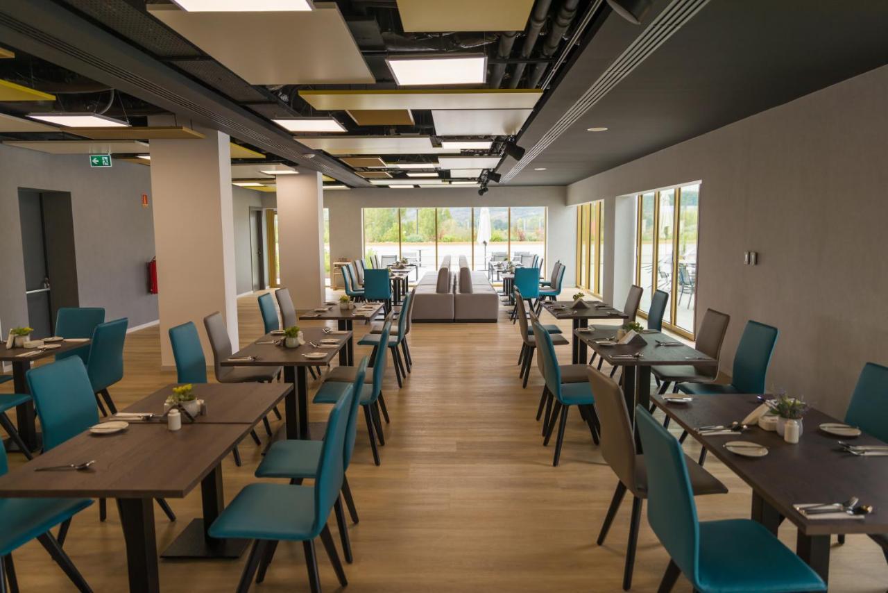 Mk Hotel Tirana Rinas Ngoại thất bức ảnh The restaurant at the new terminal