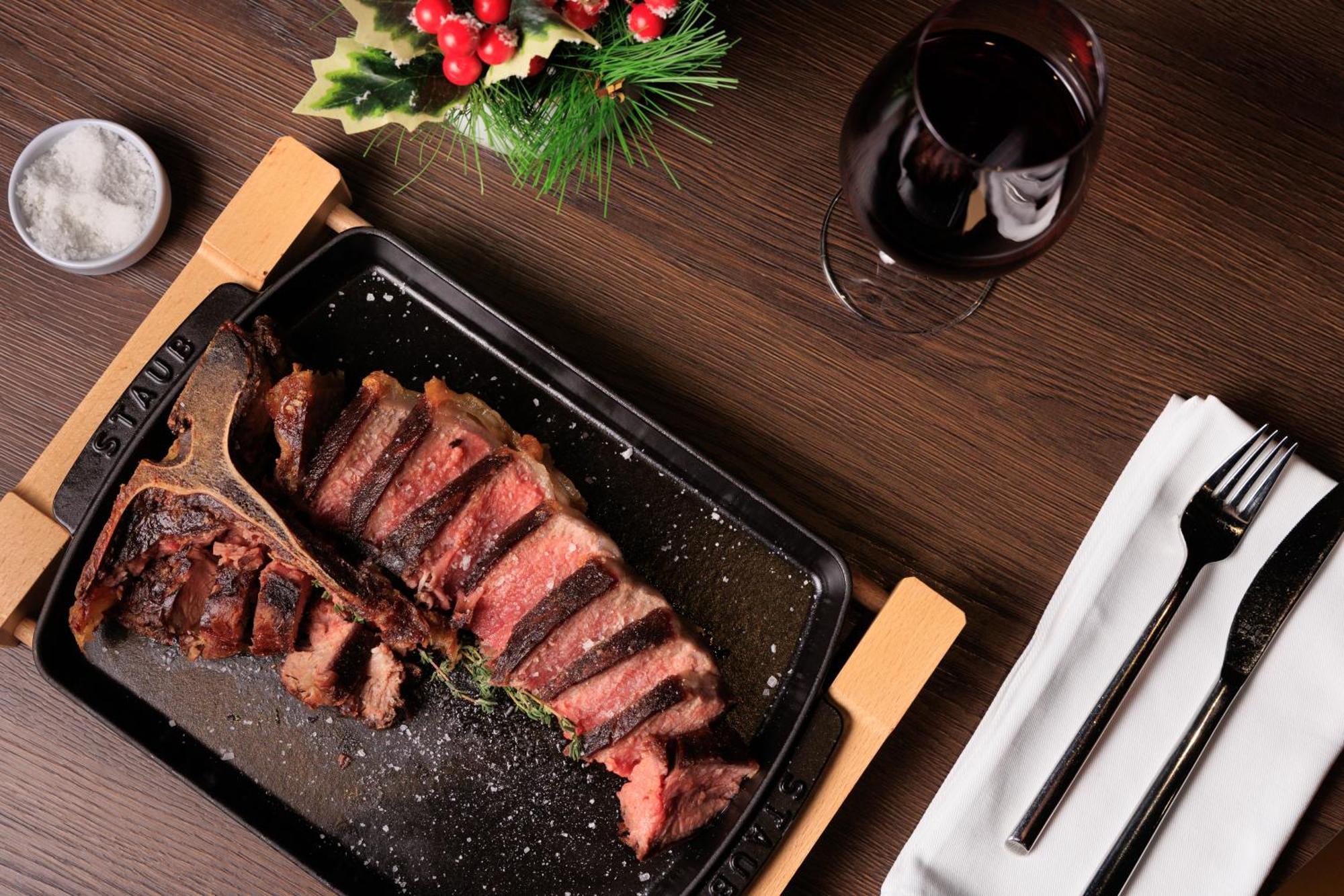 Mk Hotel Tirana Rinas Ngoại thất bức ảnh A steak